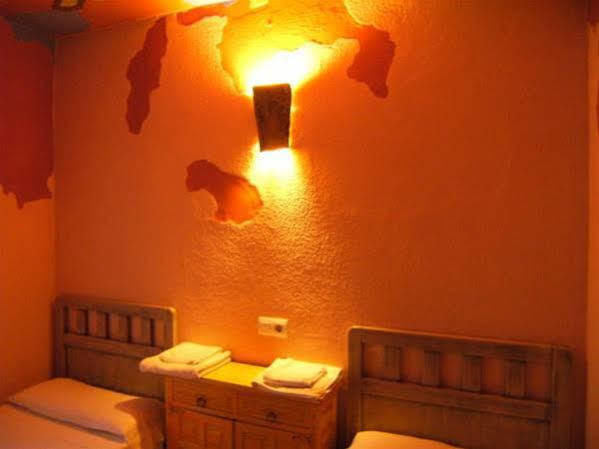 קורדובה Hostal Funky By Arc House מראה חיצוני תמונה
